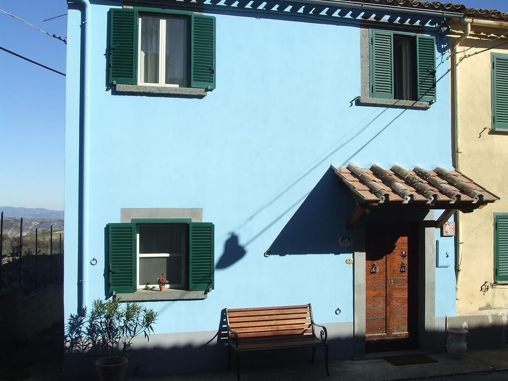 Green House - Blue House Civitella dʼAgliano الغرفة الصورة